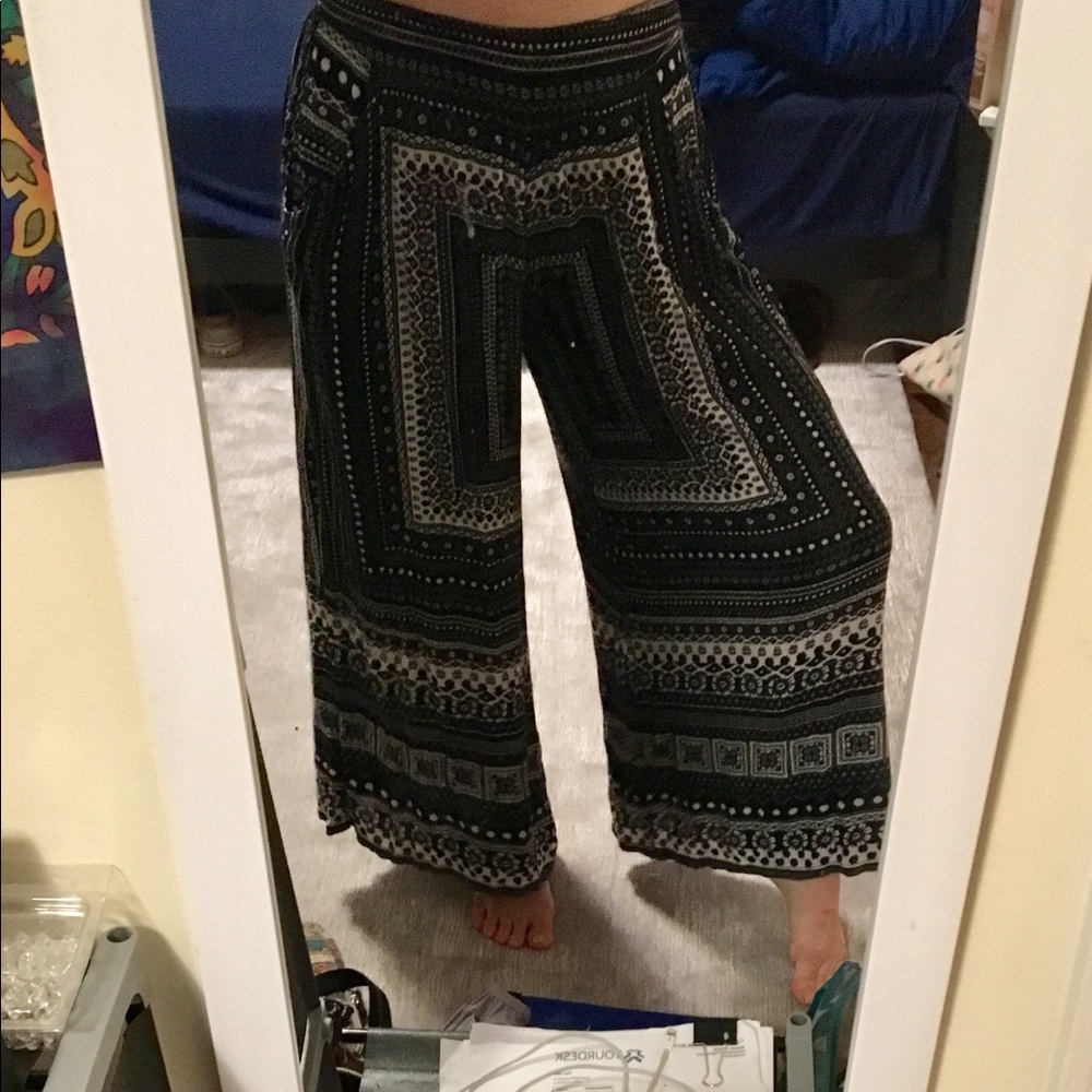 Black flowy pants